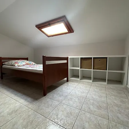 Mira Apartmán Pula