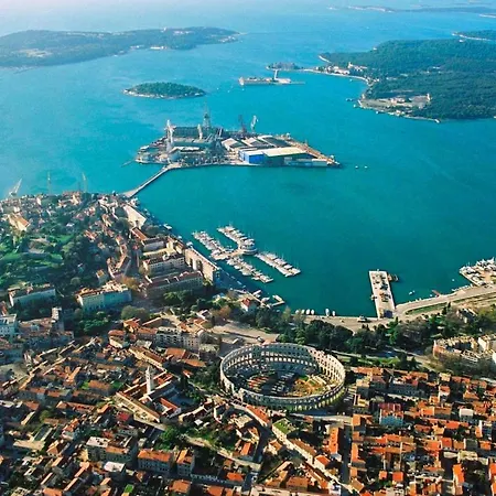 Apartmán Mira Pula