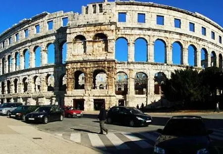 Apartmán Mira Pula
